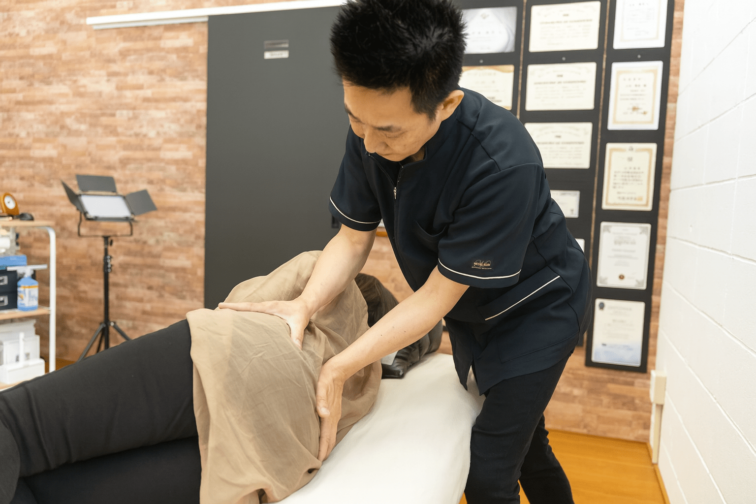 豊橋の整体院で繰り返すぎっくり腰を根本改善　お客様の実例解説