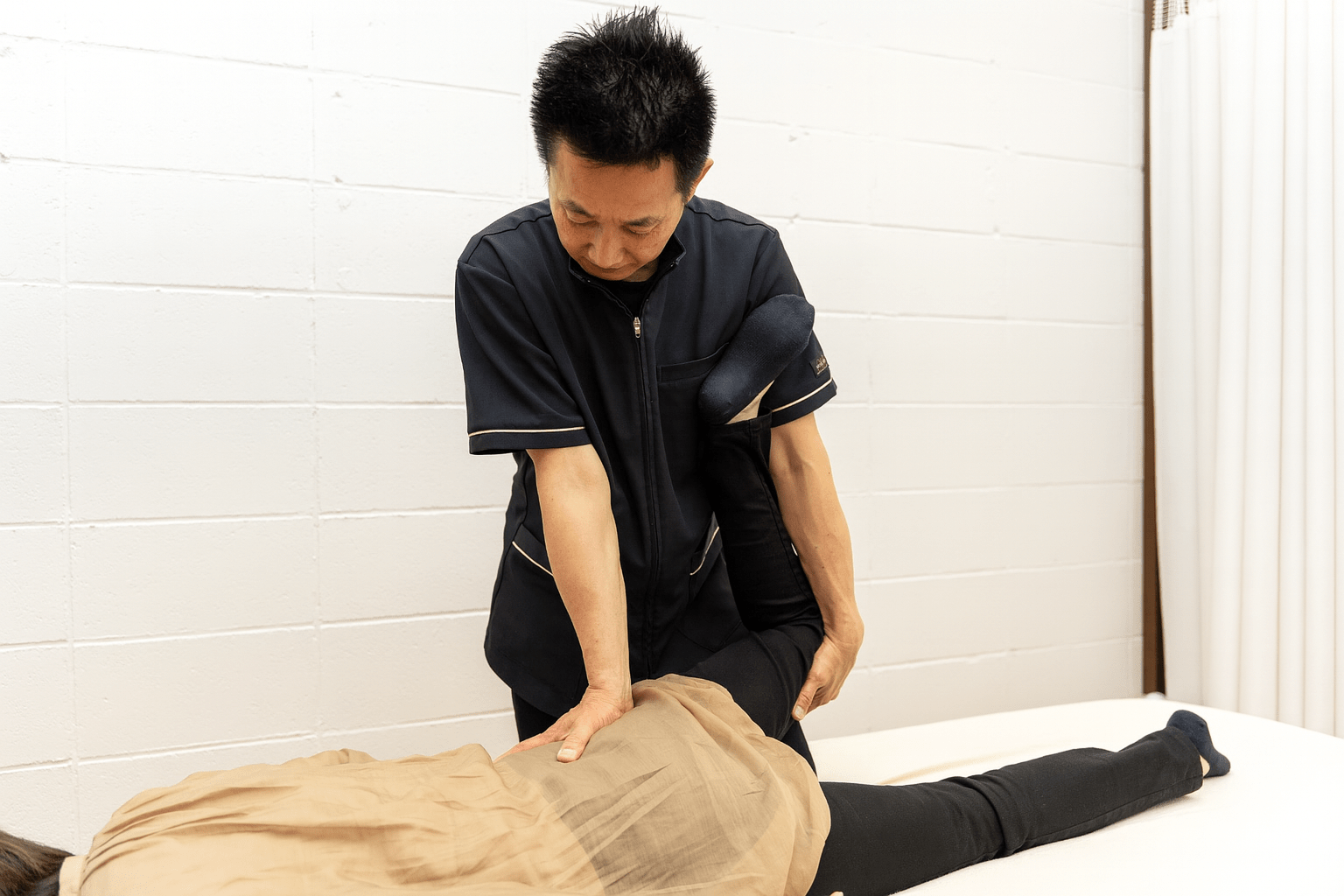 豊橋で右腰痛に悩む方へ|仕事も趣味も諦めない根本改善整体